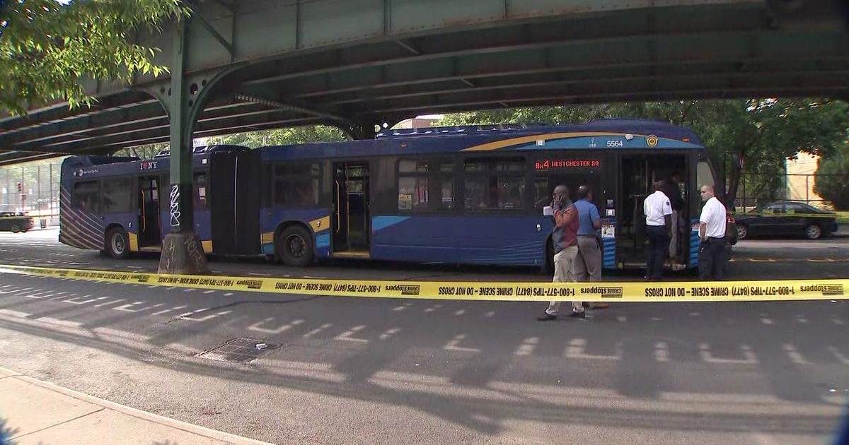 3 bus riders injured in shooting in the Bronx, officials say - CBS New York