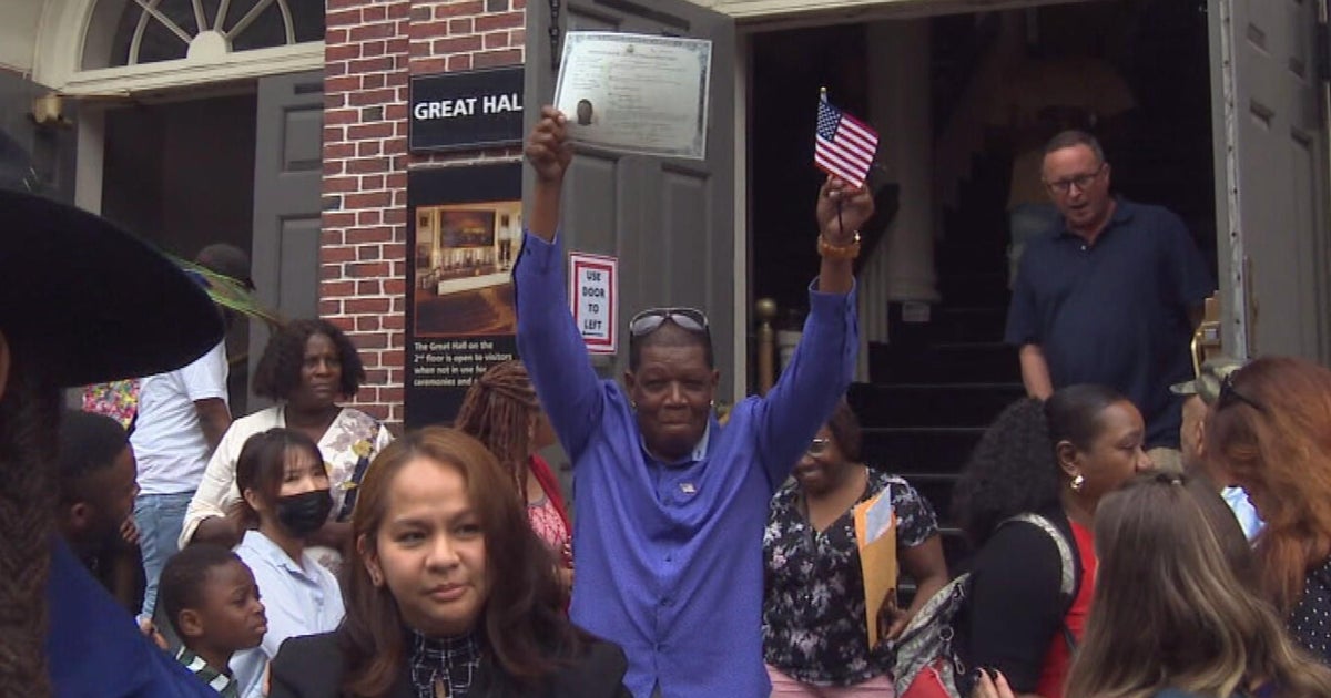 Hundreds of immigrants become US citizens during Faneuil Hall ceremony Hundreds of immigrants become US citizens during Faneuil Hall ceremony