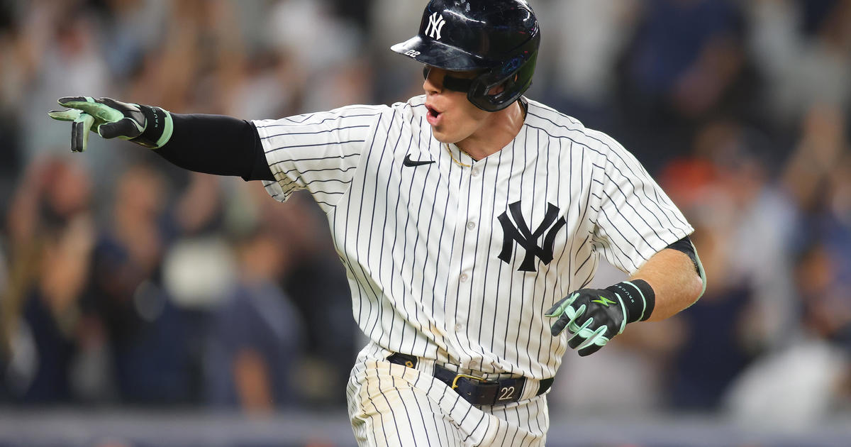 Bader has 2 go-ahead singles, 3 RBIs in Yankees debut