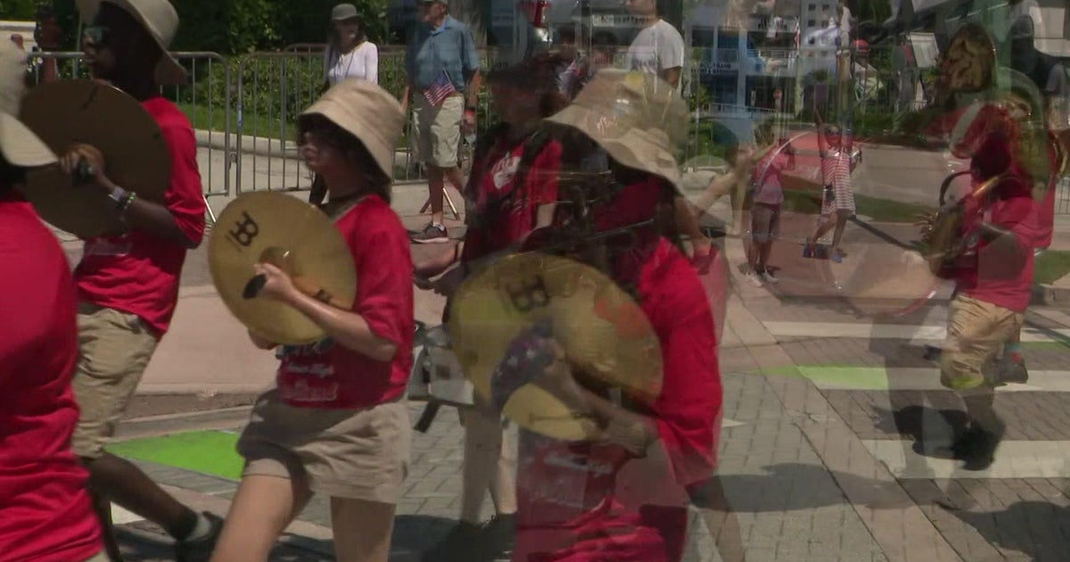For Vital Biscayne citizens, 4th of July parade abundant in custom For Vital Biscayne citizens, 4th of July parade abundant in custom