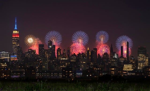 雪夜月 Season3 & Season4 How to watch Macy's Fourth of July fireworks tonight (7/4/23