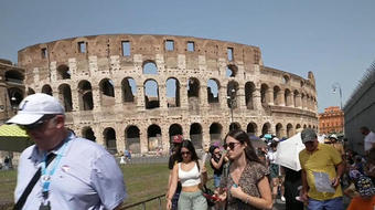 Americans flood tourist hot spots across Europe after pandemic 