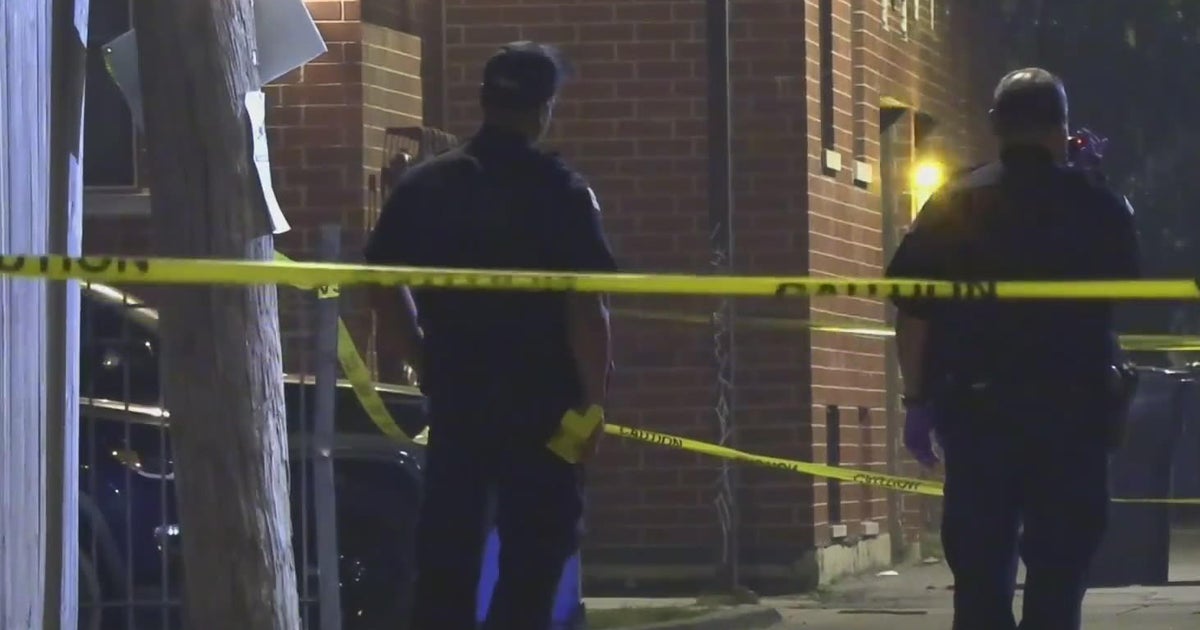 Chicago man charged in deadly stabbing in Irving Park - CBS Chicago