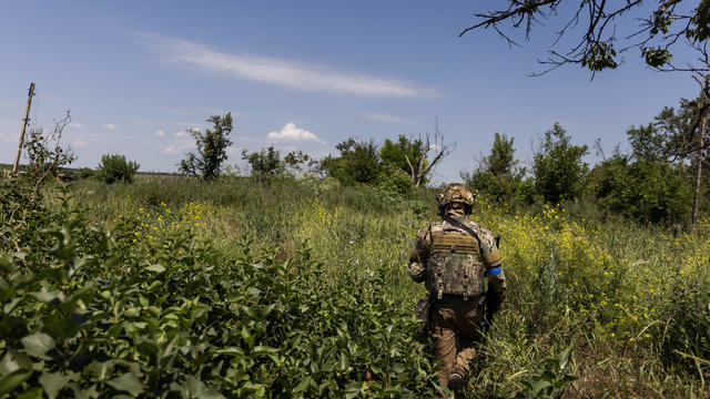 U.S. expected to announce cluster munitions in new package for Ukraine