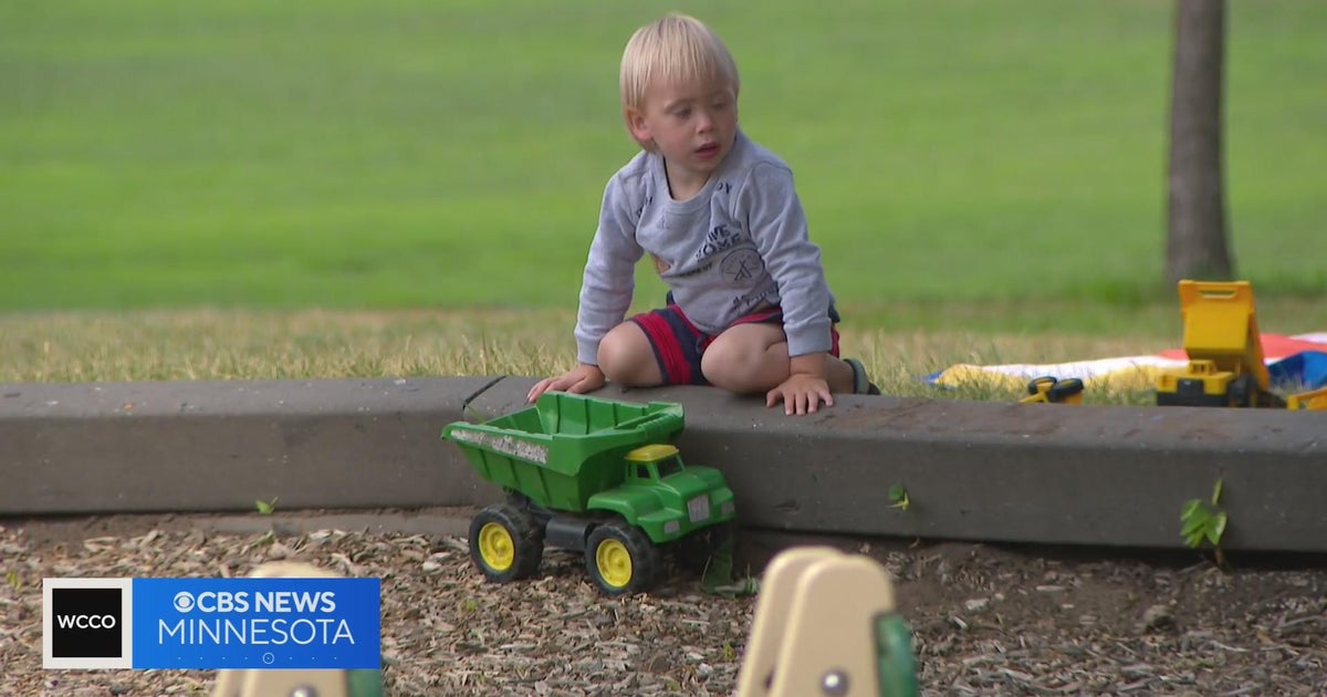 How Bayport residents are celebrating Thursday's Top10WxDay! CBS