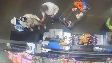 walmart-credit-card-stolen.jpg 