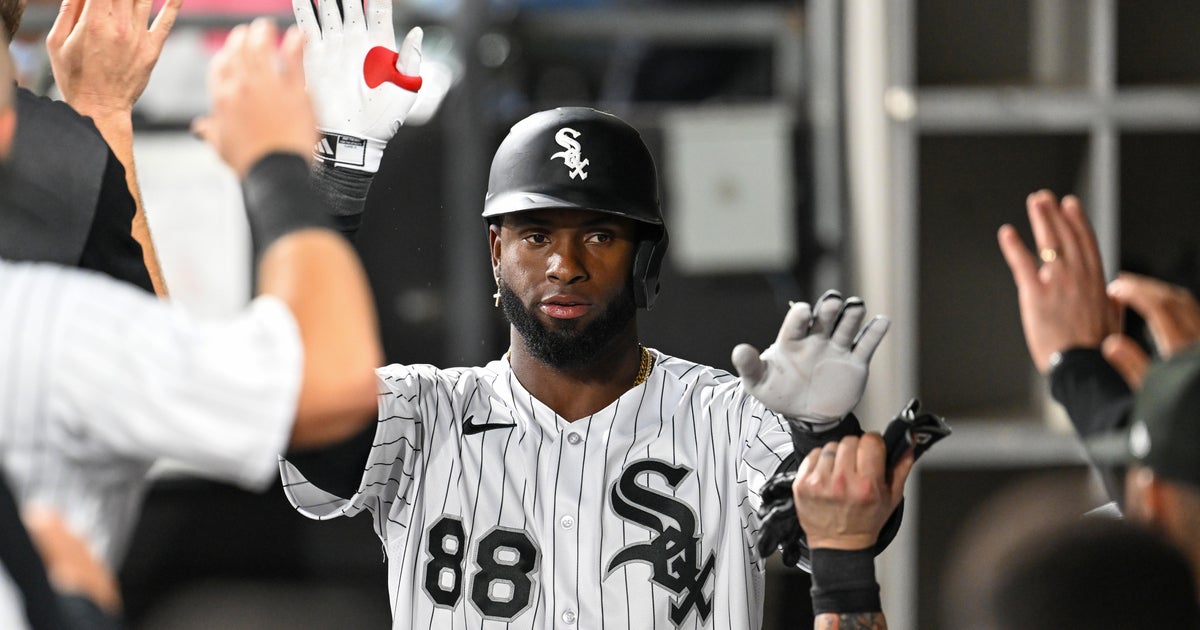 Luis Robert Jr hits 26th homer White Sox rally past Cardinals 87 after Montgomery hurt Luis Robert Jr hits 26th homer White Sox rally past Cardinals 87 after Montgomery hurt