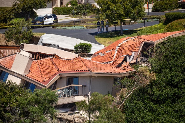 View of home sliding into a canyon in Rolling Hills Estates, California