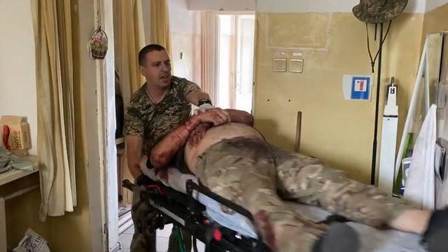ukraine-clinic-cluster-bomb2.jpg 