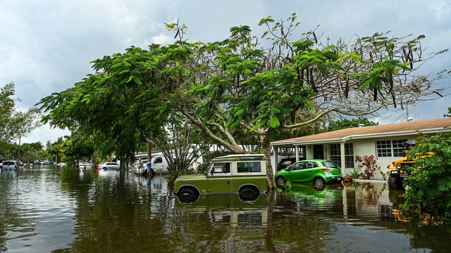 Farmers Insurance pulls out of Florida, affecting 100,000 people