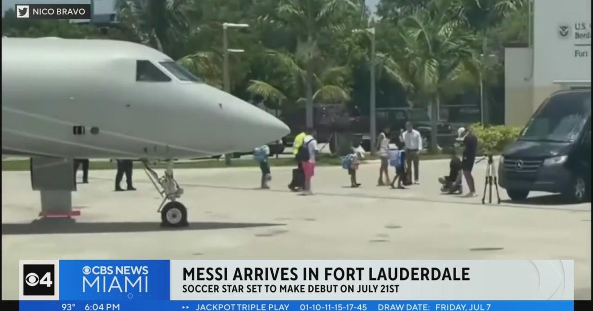 Lionel Messi arrives in South Florida