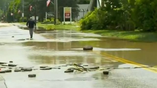 cbsn-fusion-roads-buckled-homes-and-businesses-destroyed-after-major-flooding-in-new-england-thumbnail-2117762-640x360.jpg 