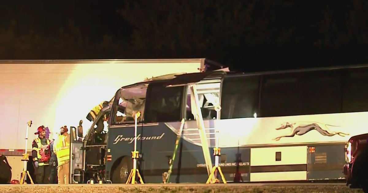 3 dead, 14 hurt in I70 crash involving Greyhound bus in Highland