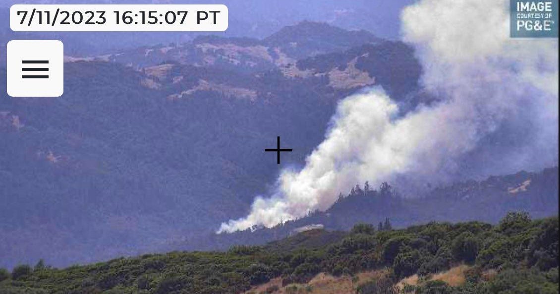 BREAKING Cal Fire battles 8 acre Hog Fire in Sonoma County BREAKING Cal Fire battles 8 acre Hog Fire in Sonoma County