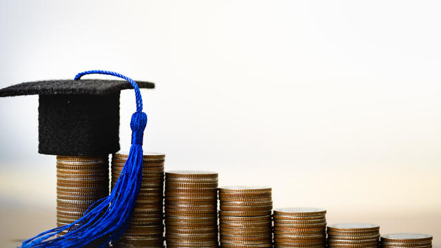 Want a low private student loan rate? Here's what experts say to do