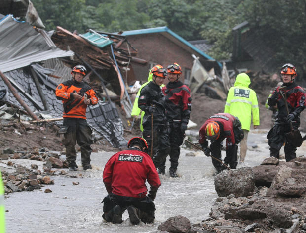 South Korea landslides, floods kill 7, over 1,000 evacuated 