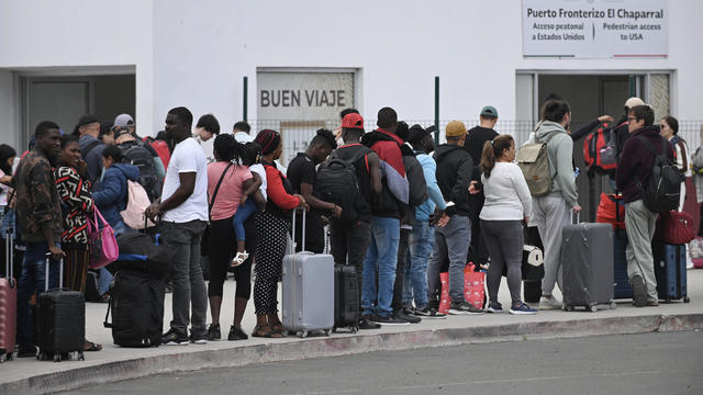 Migrants at Tijuana-San Diego border as Title 42 ends 