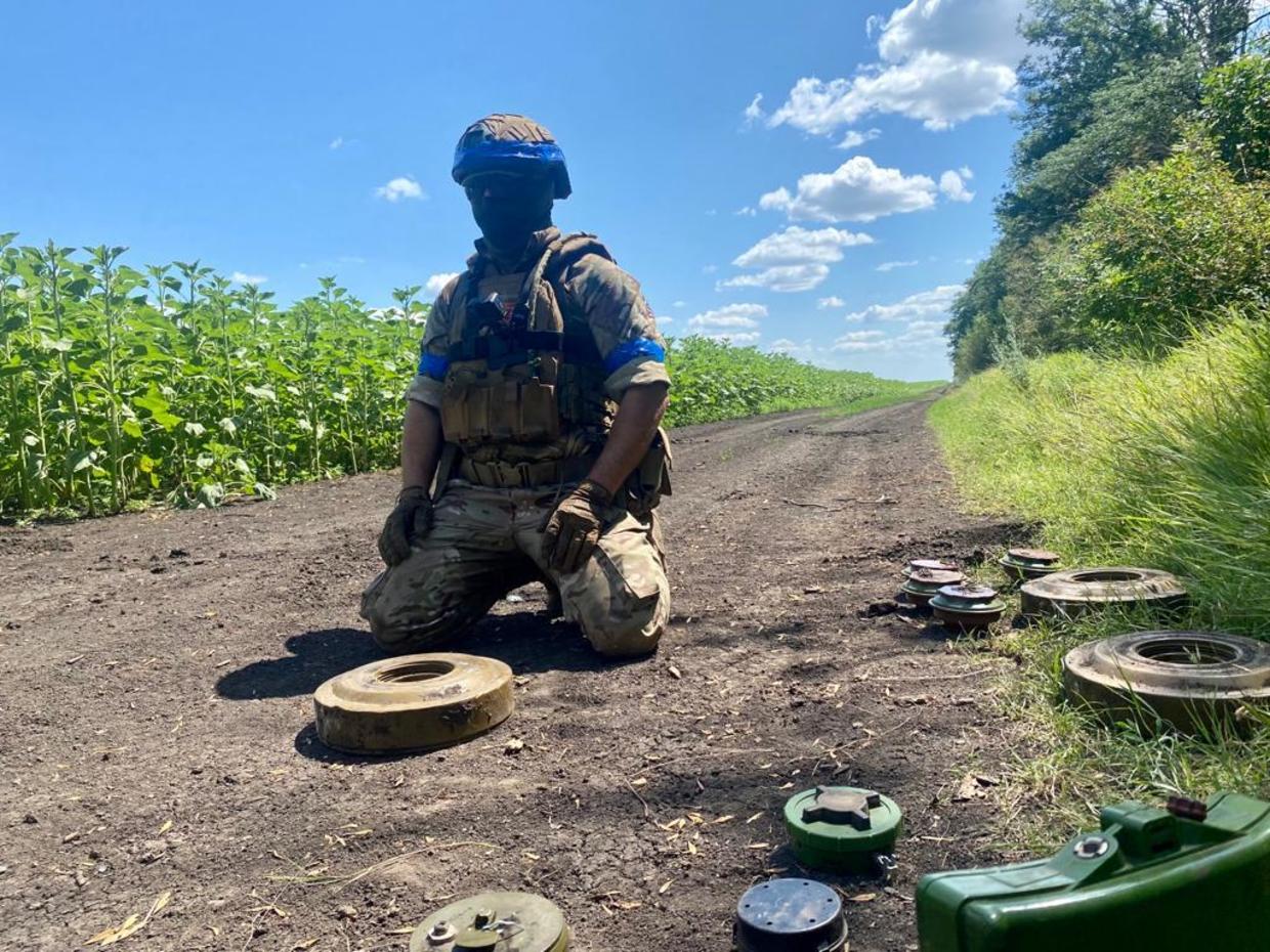 Meet Ukraine's "sappers," Working To Clear Ground Retaken From Russian ...