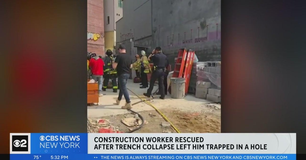 Worker rescued from trench collapse in Brooklyn - CBS New York