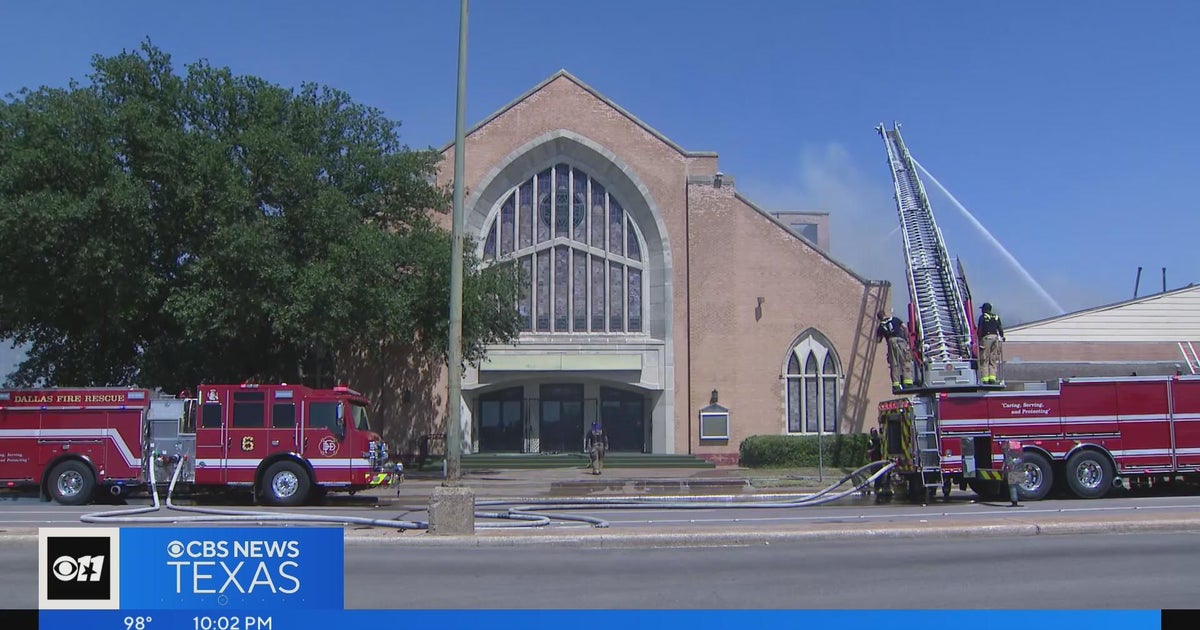 6alarm fire at east Oak Cliff church leaves extensive damage & a