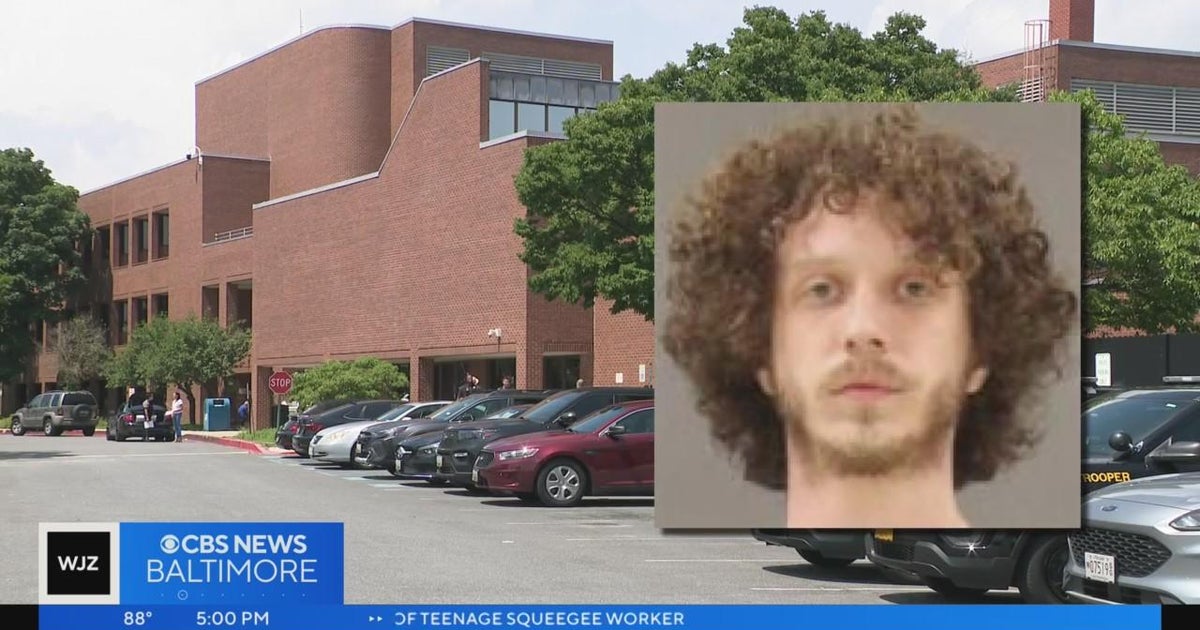 Man charged in fight that killed a father in front of his Brooklyn Park home CBS Baltimore