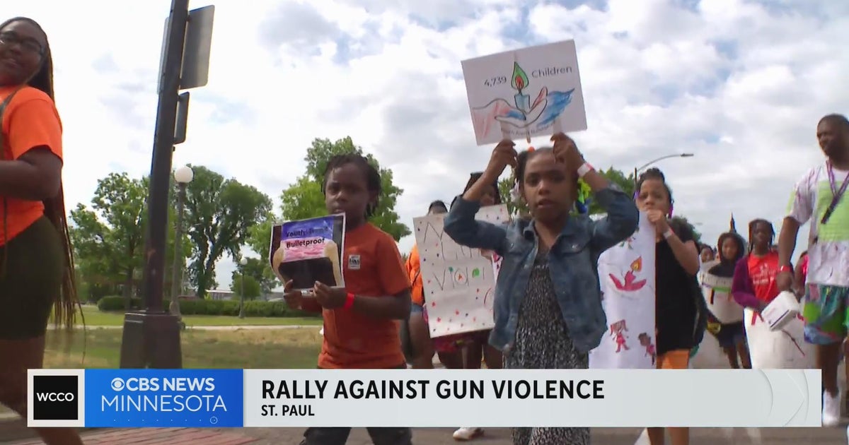 More than 1,600 students rally at capitol to speak out against guns ...