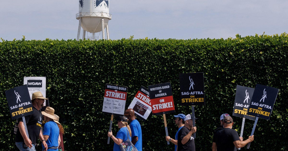 Common less than investigation just after it trimmed trees that shaded SAG-AFTRA protesters