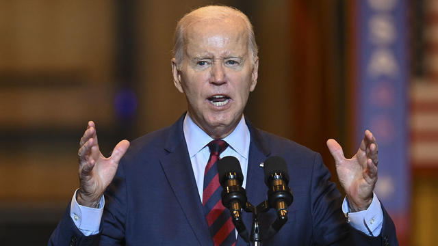 biden-2143323-640x360.jpg 