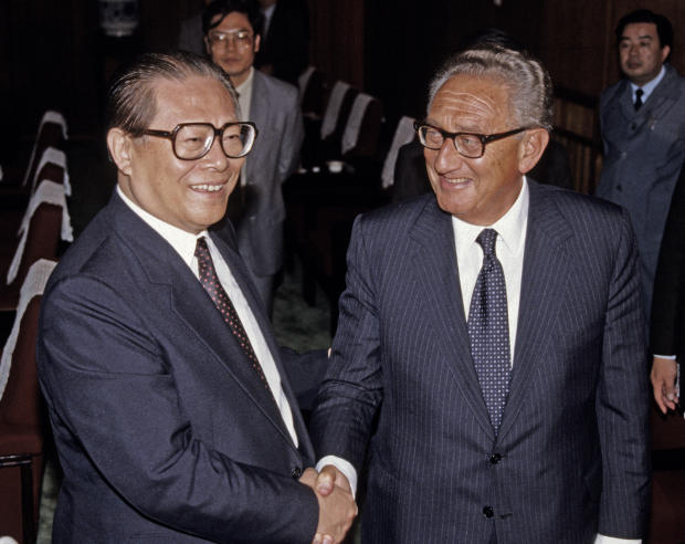 Henry Kissinger with Jiang Zemin 