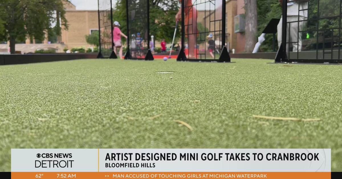 Mini Golf, Artist-Designed Course