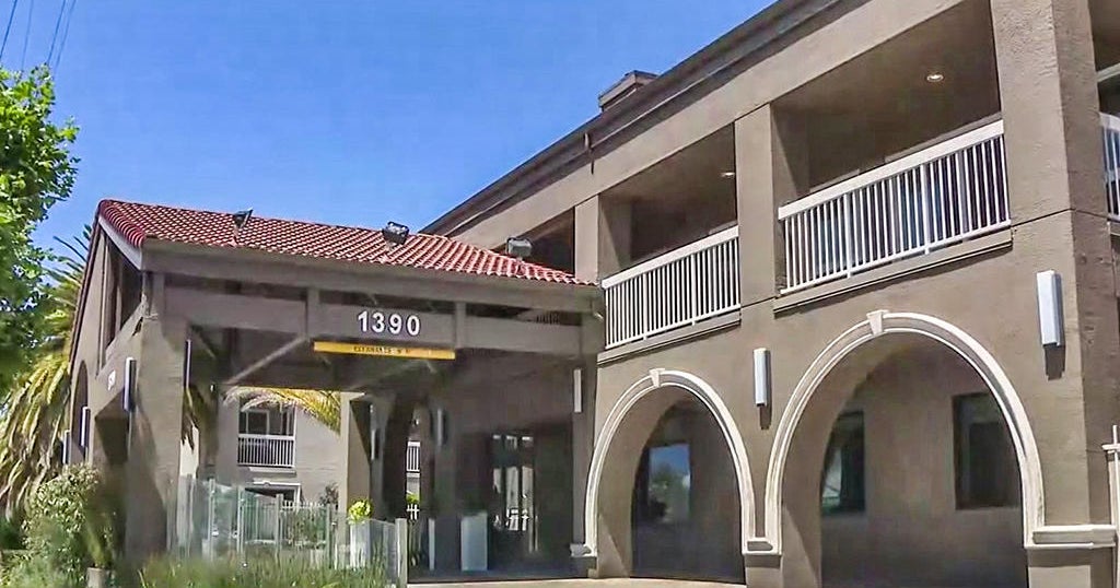 Neighbors slam plan to turn Millbrae hotel into homeless housing CBS