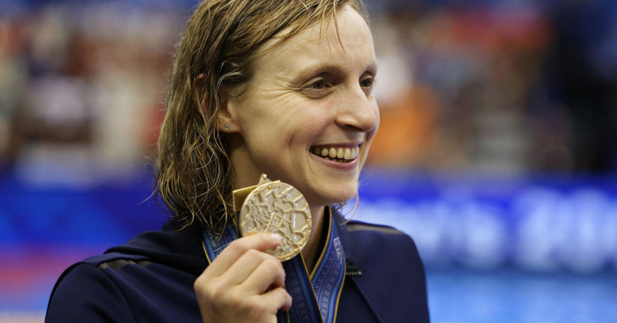 Maryland pride: Ledecky wins gold at the swimming worlds to tie mark set by Phelps