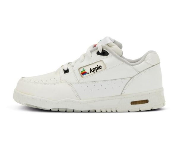 apple-shoe.jpg