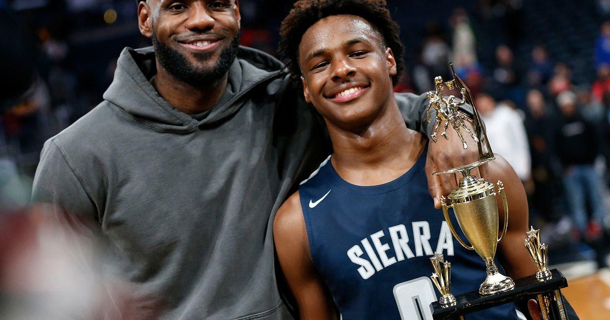 ‘Get an ambulance here now’: 911 phone reveals reaction to Bronny James’ cardiac arrest ‘Get an ambulance here now’: 911 phone reveals reaction to Bronny James’ cardiac arrest