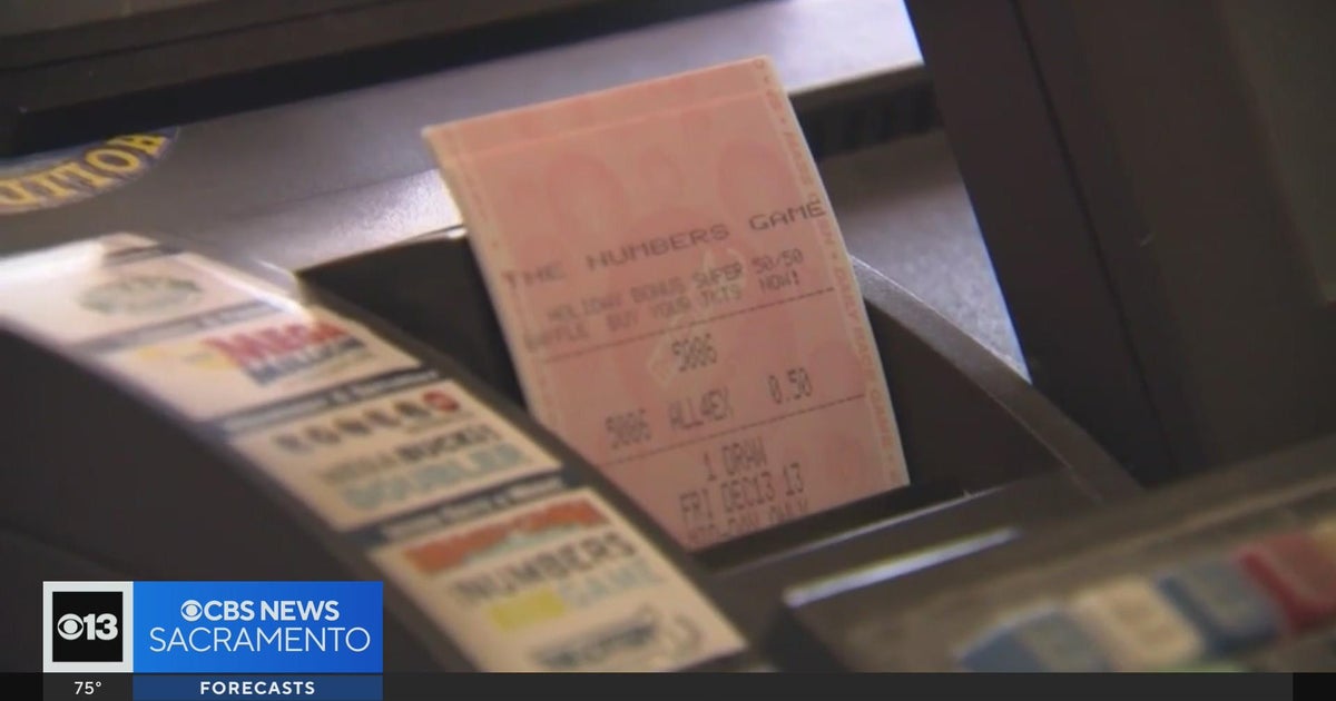 No Mega Millions winner again; jackpot now pushes past $1 billion