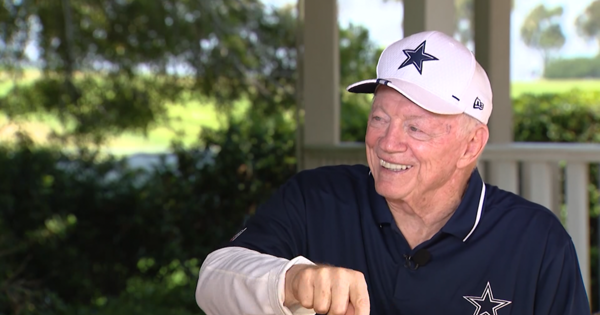 Jerry Jones: Mike McCarthy to call plays in 2023