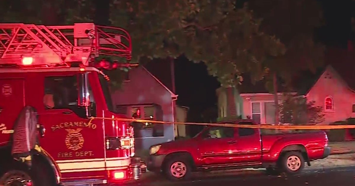 4 people displaced due to a house fire on 55th Street - CBS Sacramento