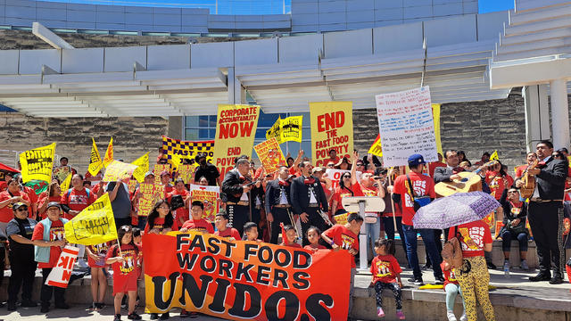 San Jose fast food workers rally against low wages 