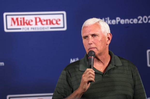 Presidential Candidate Mike Pence Attends GOP Hog Roast In Iowa