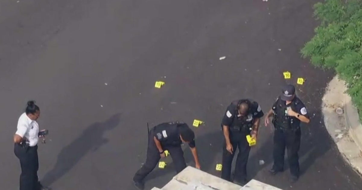 4 shot, including child, in Auburn Gresham - CBS Chicago