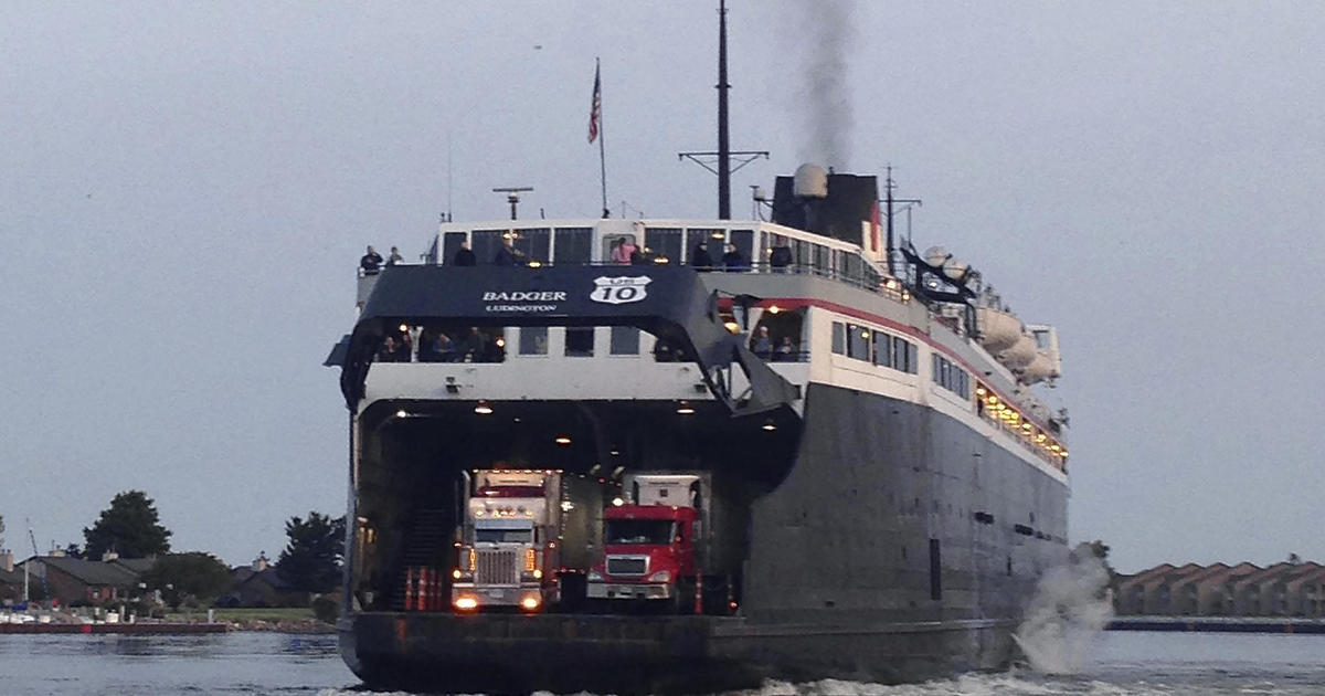 SS Badger, ferry that carries traffic across Lake Michigan, out for season after ramp system damaged