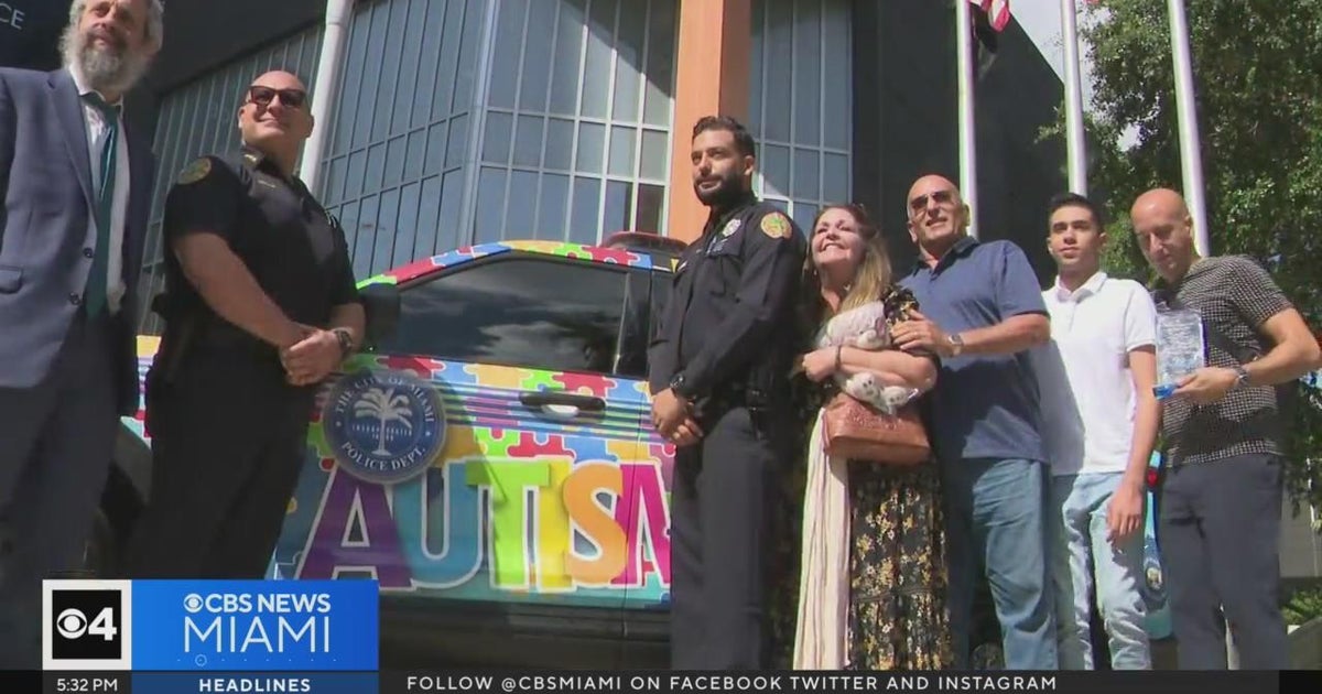 Miami Police Officer honored - CBS Miami