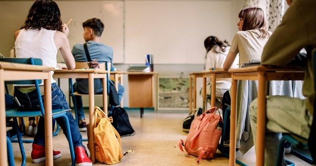 With South Florida college students returning to class, some concern COVID will reappear as perfectly With South Florida college students returning to class, some concern COVID will reappear as perfectly