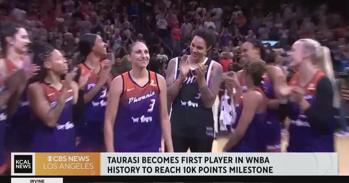 Diana Taurasi becomes first WNBA player to reach 10,000 points - CBS