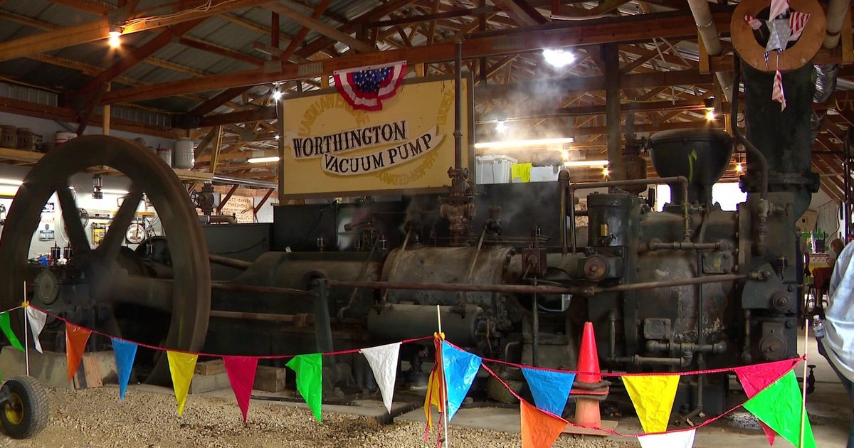 Steampowered machines take center stage at Jordans OldTime Harvest festival