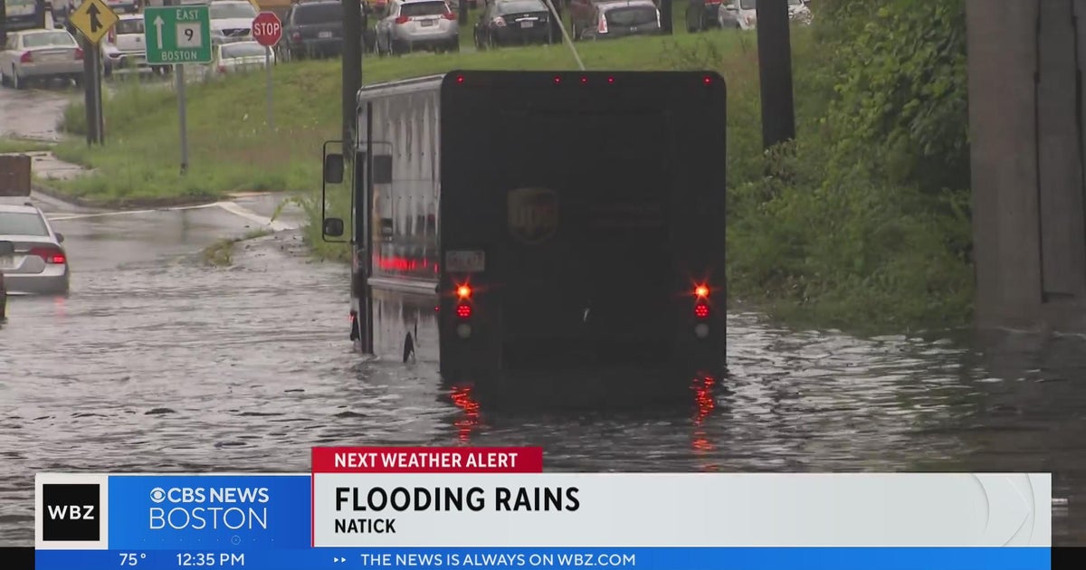 Flash flooding leaves several drivers stranded in Natick - CBS Boston
