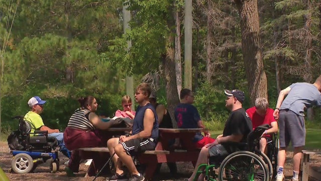 camp-true-friends.jpg 