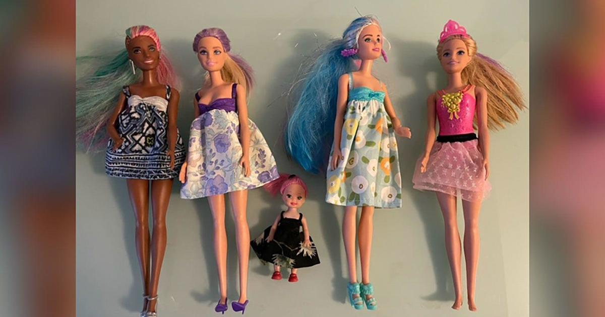 Woman breathes new life into discarded Barbies for migrant girls