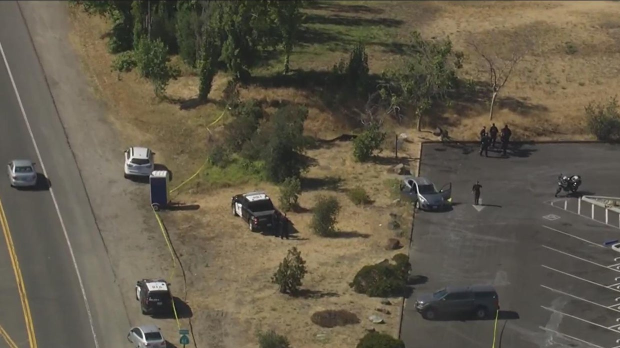 Man found fatally shot on boat launch at Oakland regional shoreline ...
