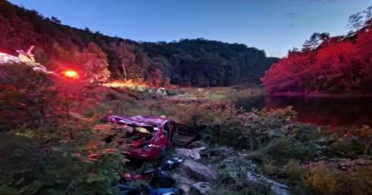 Maryland State Police Aviation rescues 19-year-old whose car plunged off West Virginia cliff